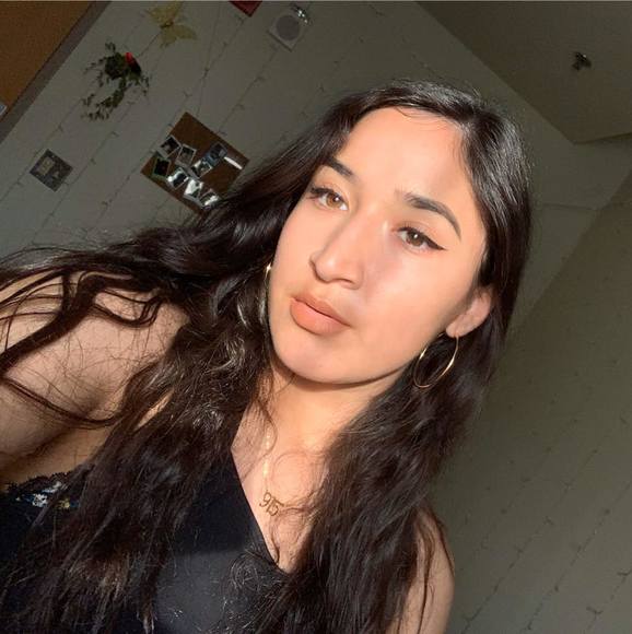 Meet your Posher, Anna - Picture 1 of 1